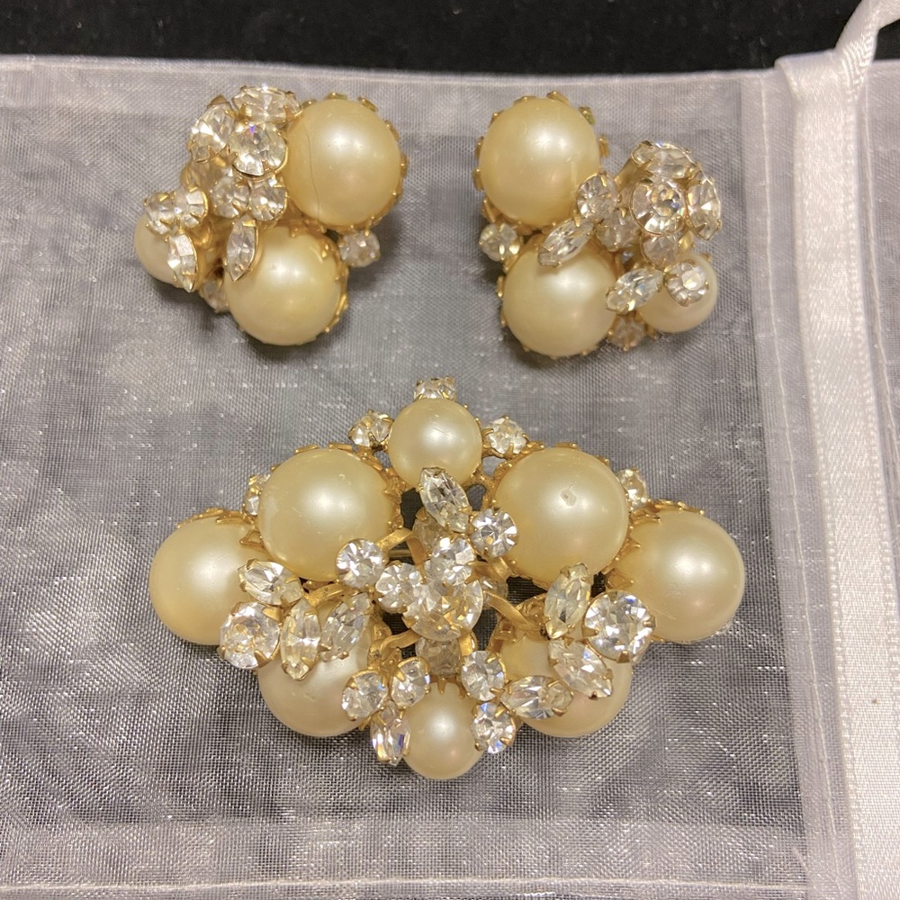 Vintage Alice Caviness Earring & Brooch Set